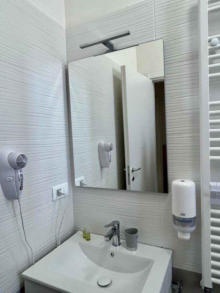 Apartamento 59 Tourist House Bologna Lame - Self Check-In Exterior foto